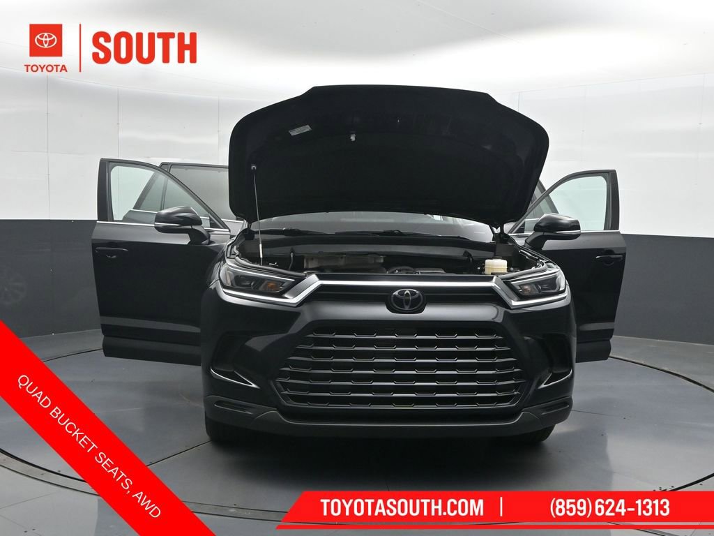 Used 2025 Toyota Grand Highlander AWD image 61