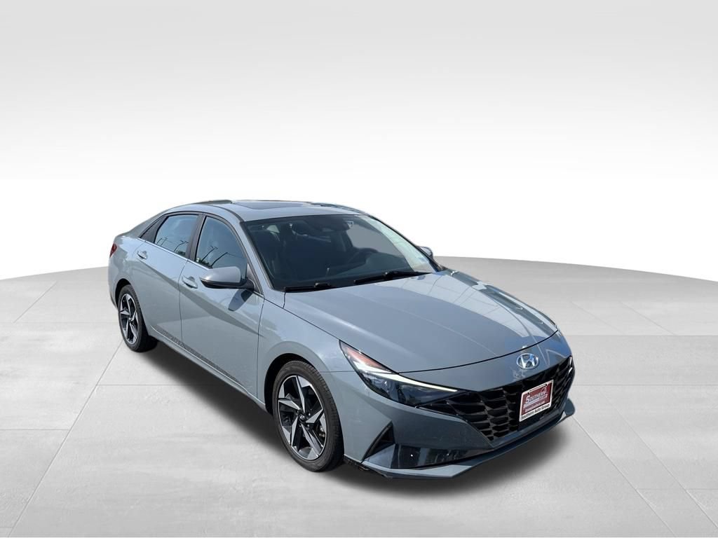 Used 2023 Hyundai Elantra Limited w/ Cargo Package FWD image 42