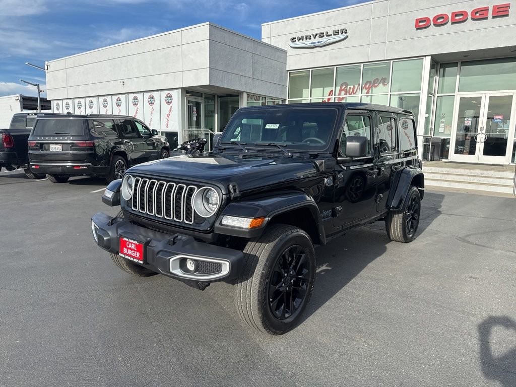 Certified 2025 Jeep Wrangler Unlimited Sahara w/ Safety Group image 3