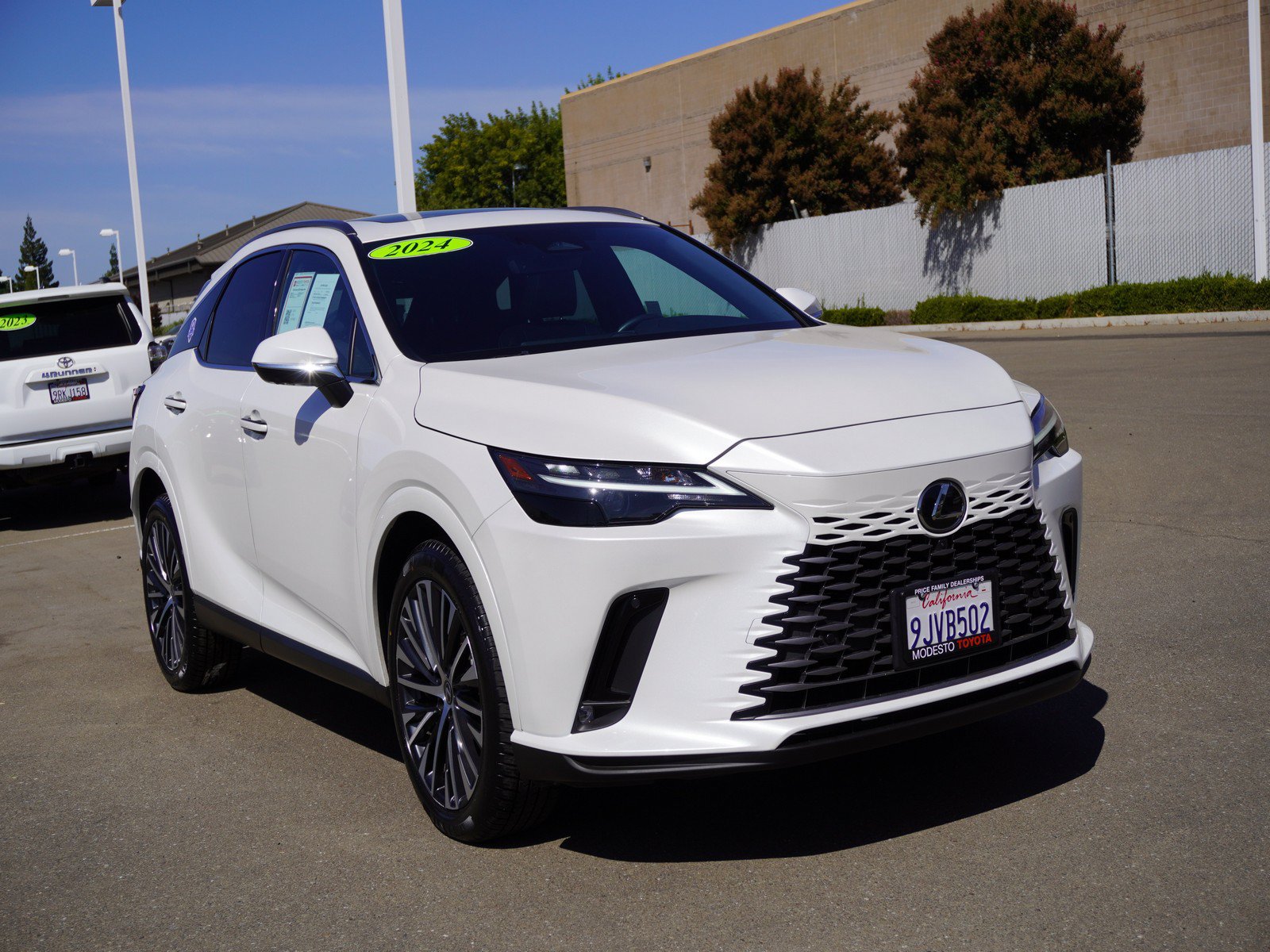 Used 2024 Lexus RX 350 Premium Plus w/ Cold Area Package FWD image 1