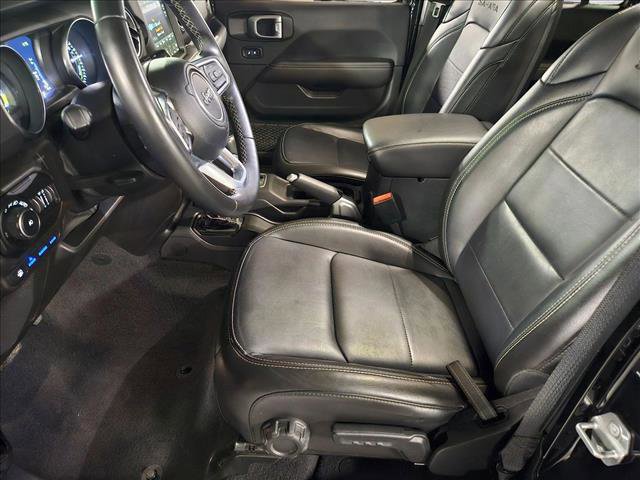 Used 2021 Jeep Wrangler Unlimited Sahara w/ Safety Group AWD/4WD image 16