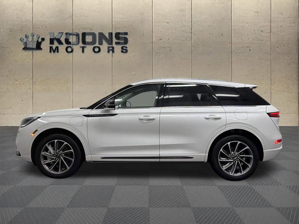 Used 2022 Lincoln Corsair Grand Touring image 4