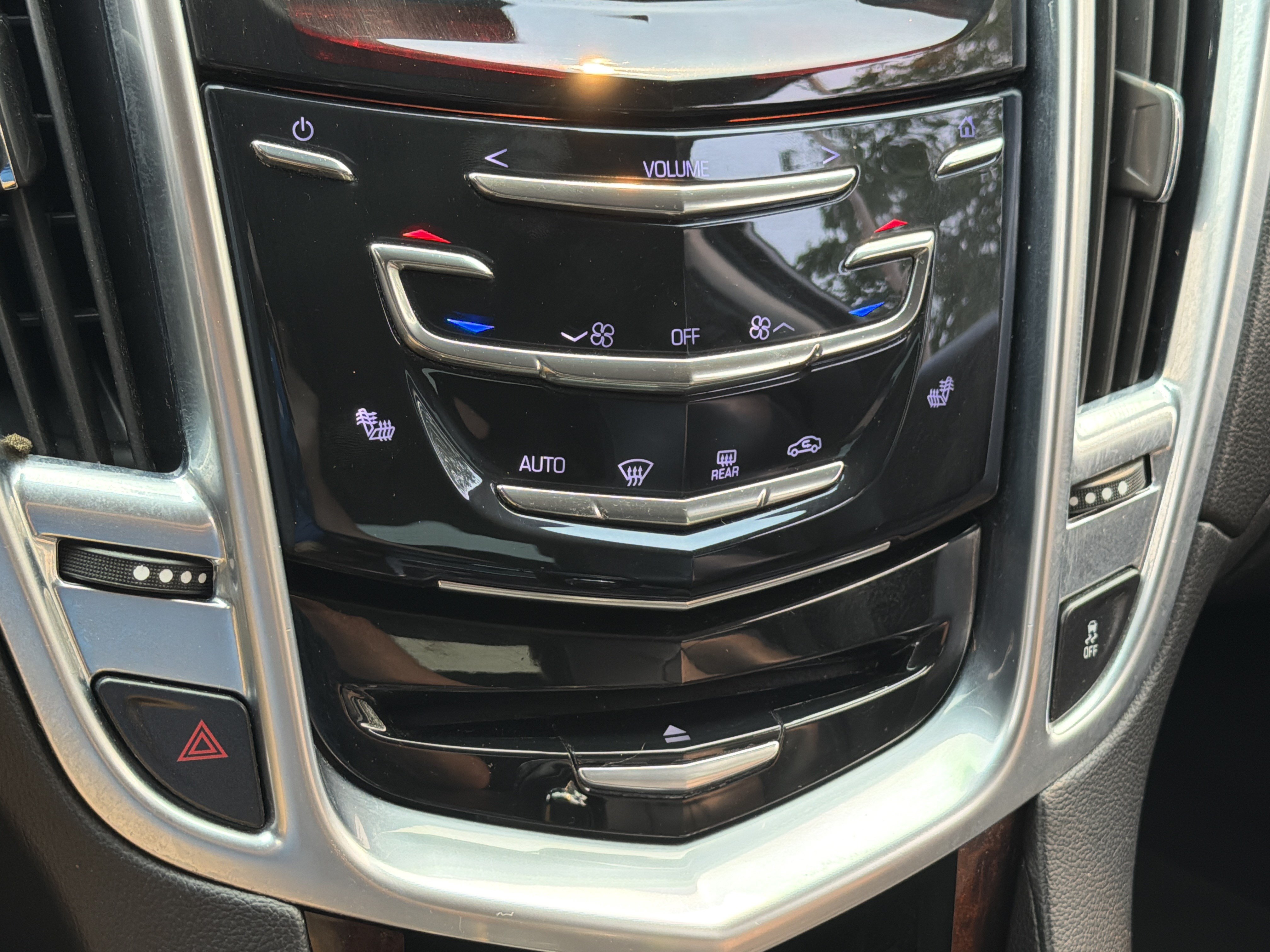 Used 2013 Cadillac SRX Luxury AWD/4WD image 23