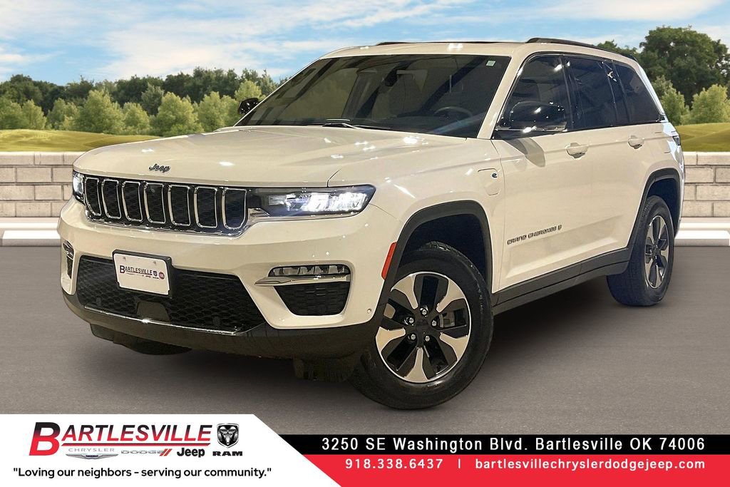 Used 2023 Jeep Grand Cherokee 4WD 4xe w/ Luxury Tech Group II image 1