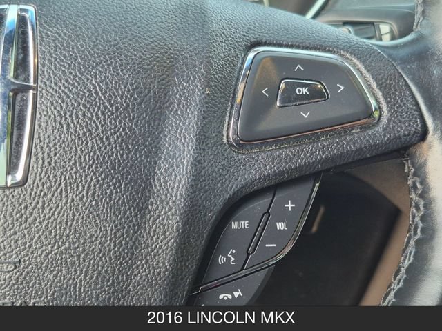 Used 2016 Lincoln MKX Reserve w/ Climate Package AWD/4WD image 21