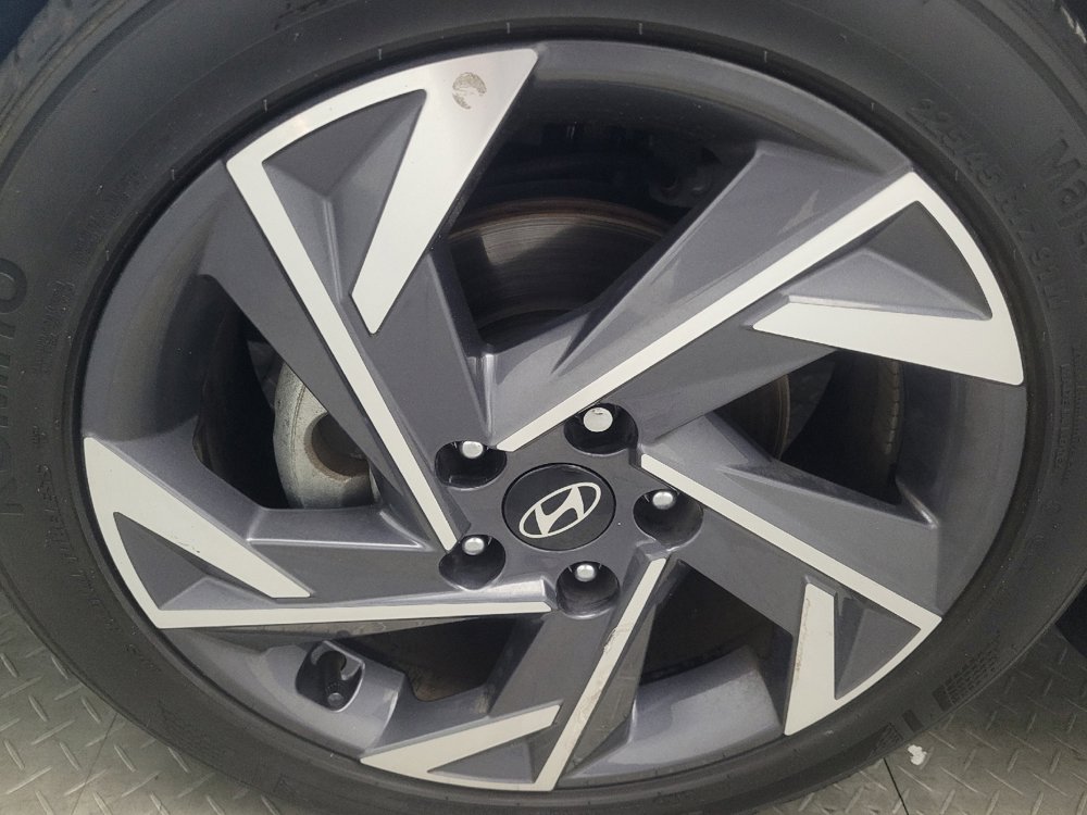 Used 2025 Hyundai Elantra Sport image 31