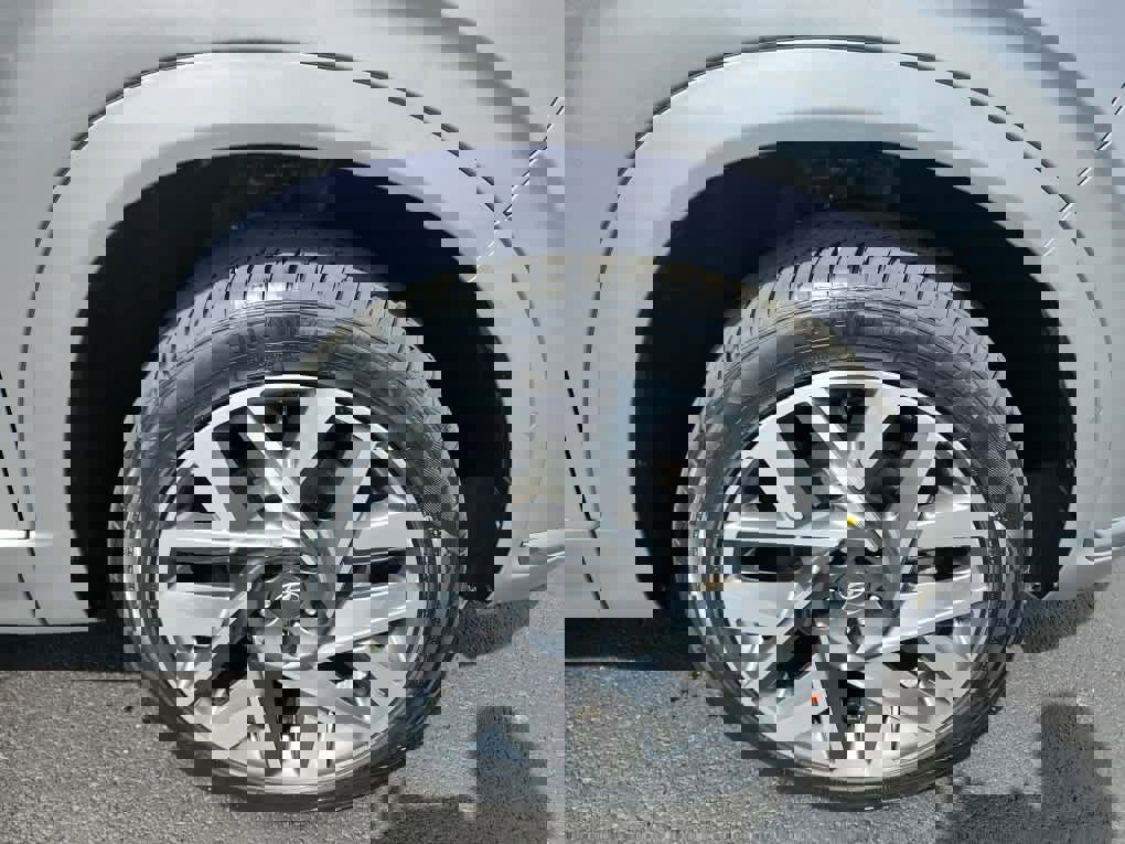 Used 2022 Hyundai Santa Fe Calligraphy image 9