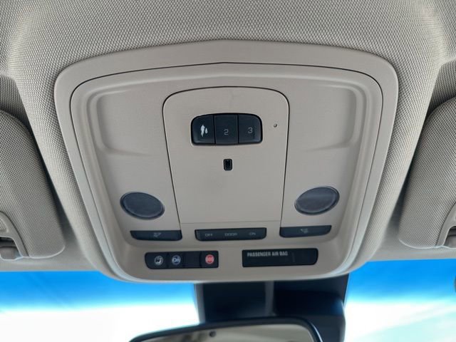 Used 2013 Cadillac XTS Premium FWD image 32
