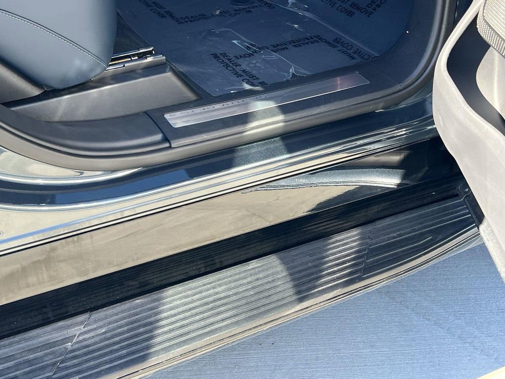 New 2025 Cadillac Escalade IQ Sport 2 AWD/4WD image 36