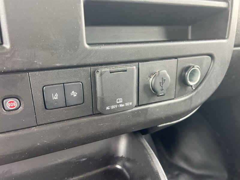 Used 2021 GMC Savana 3500 w/ Power Convenience Package RWD image 23