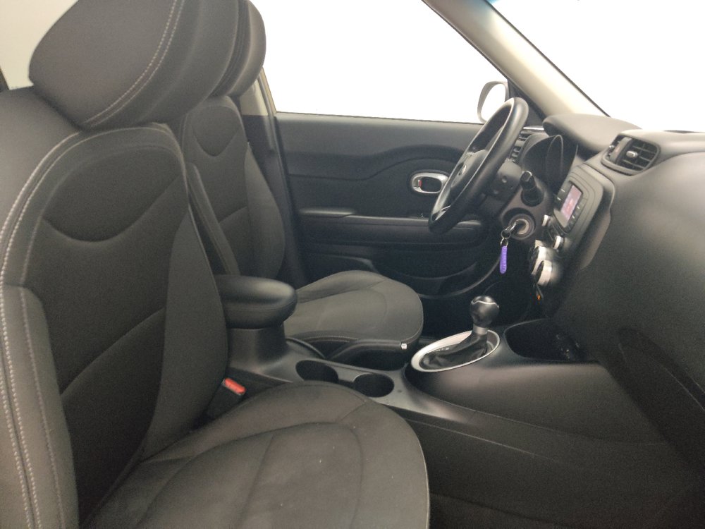 Used 2015 Kia Soul FWD image 21