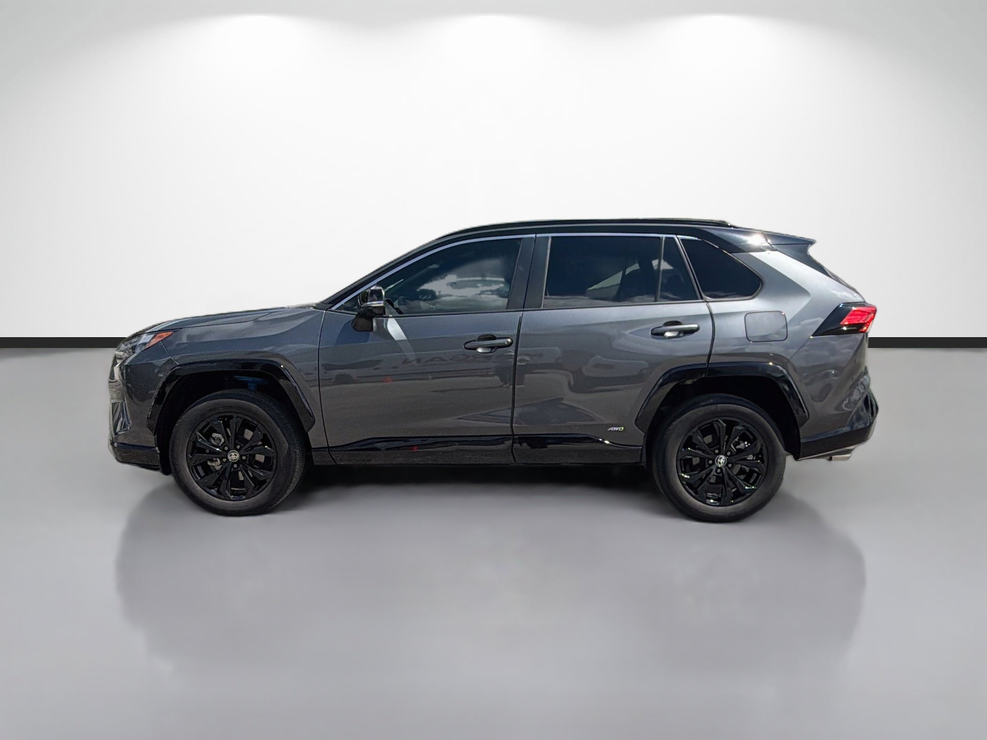 Used 2023 Toyota RAV4 XSE w/ XSE Grade Weather Package AWD/4WD image 6