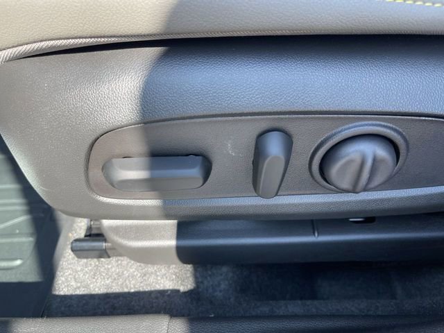 New 2026 Chevrolet Trax ACTIV w/ Sunroof Package FWD image 12