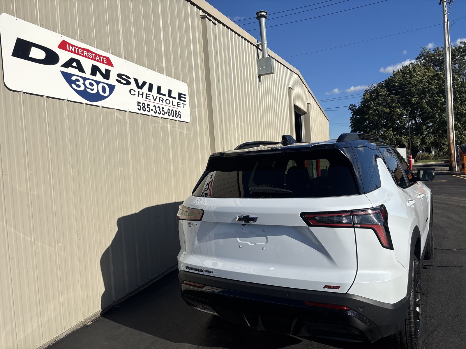New 2027 Chevrolet Equinox RS w/ LPO, Floor Liner Package AWD/4WD image 6