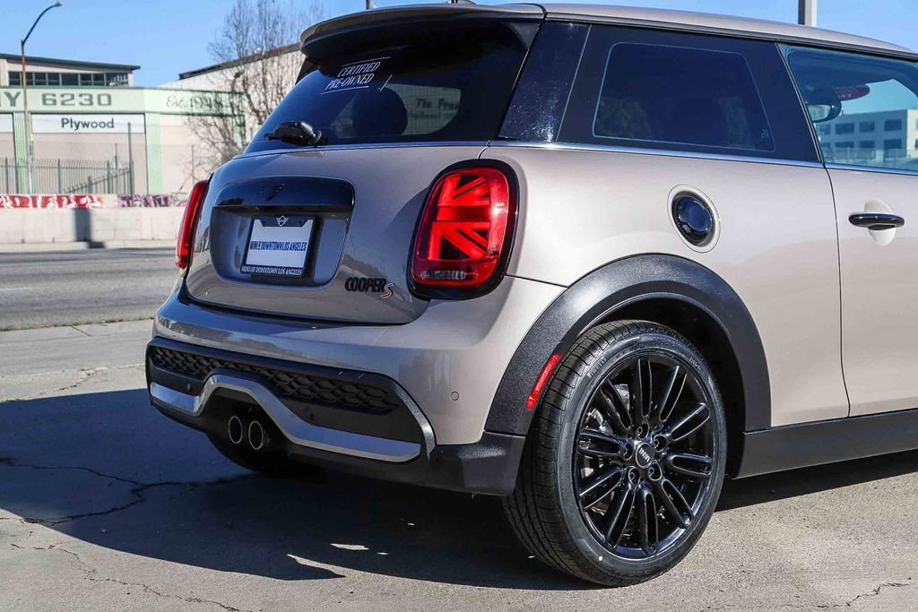 Used 2023 MINI Cooper S FWD image 12