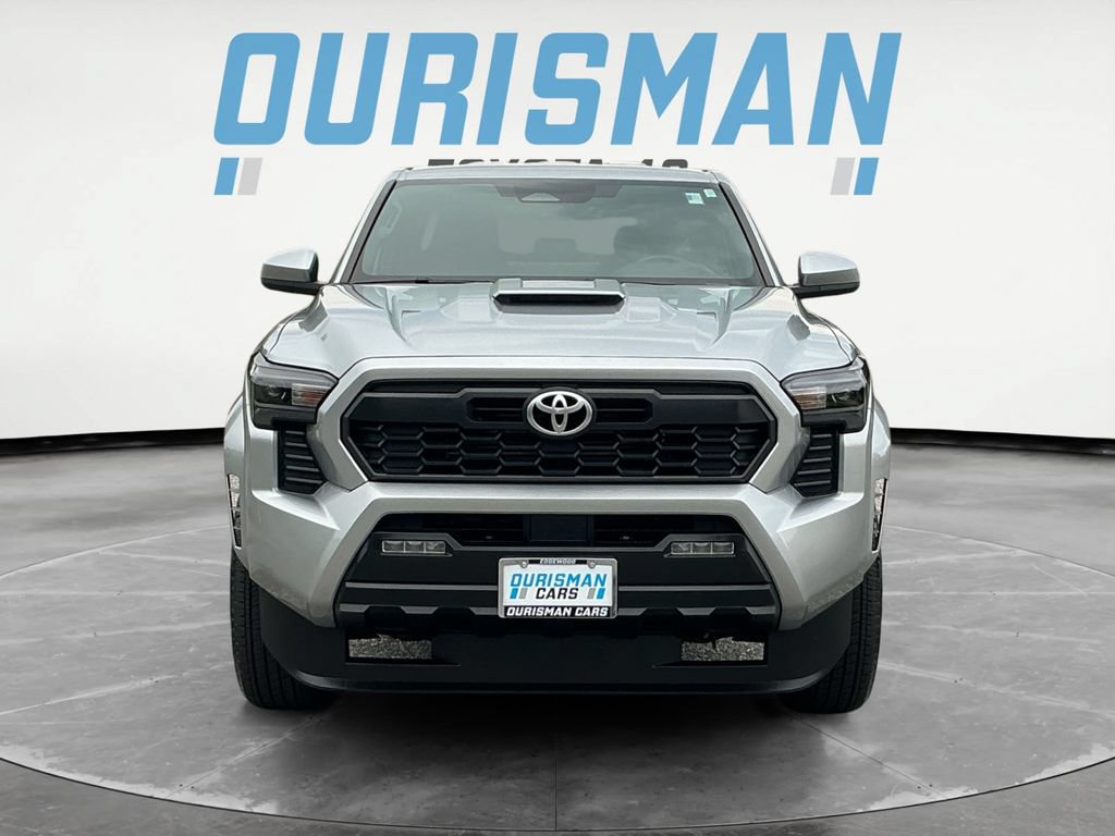 Certified 2024 Toyota Tacoma TRD Sport AWD/4WD image 2