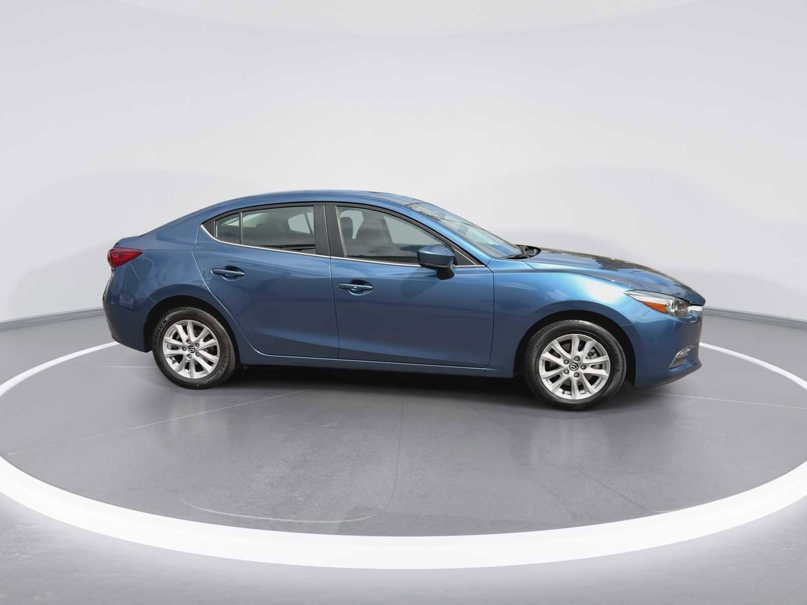 Used 2017 MAZDA MAZDA3 Sport w/ Preferred Equipment Package FWD image 9