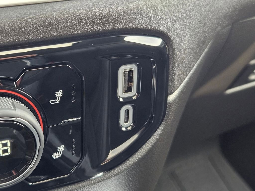 New 2026 Chevrolet Silverado 1500 RST w/ RST All Star Premium Package AWD/4WD image 27