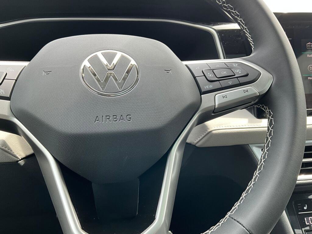 New 2026 Volkswagen Taos SEL AWD/4WD image 22