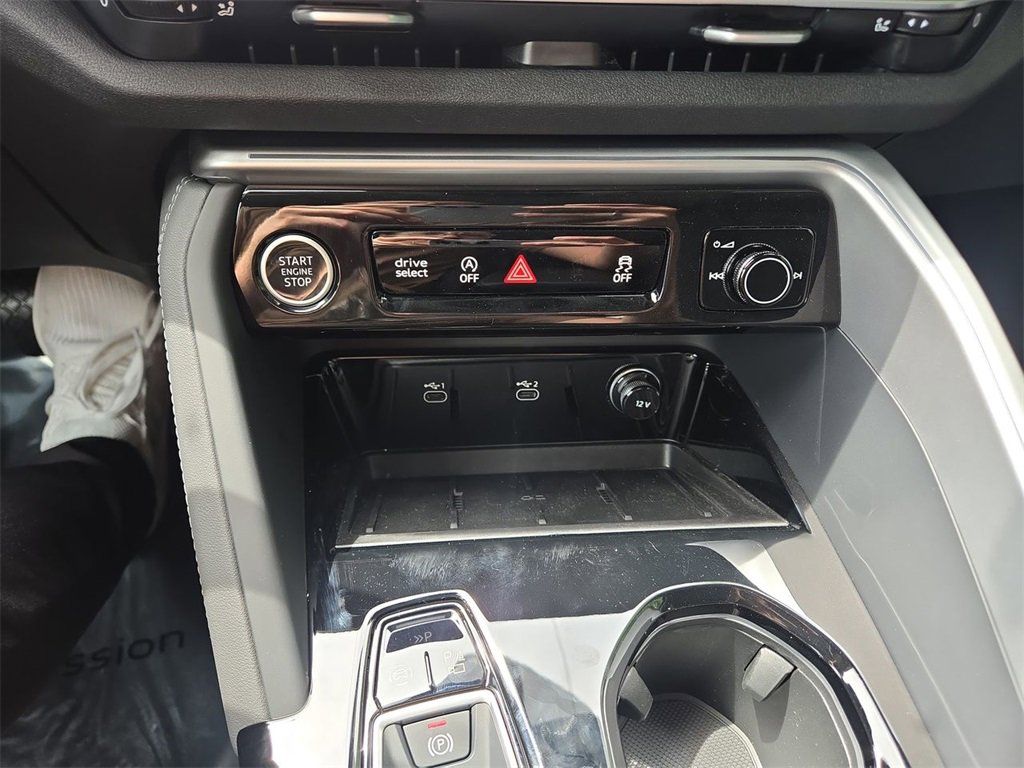 New 2025 Audi Q5 Premium Plus image 18