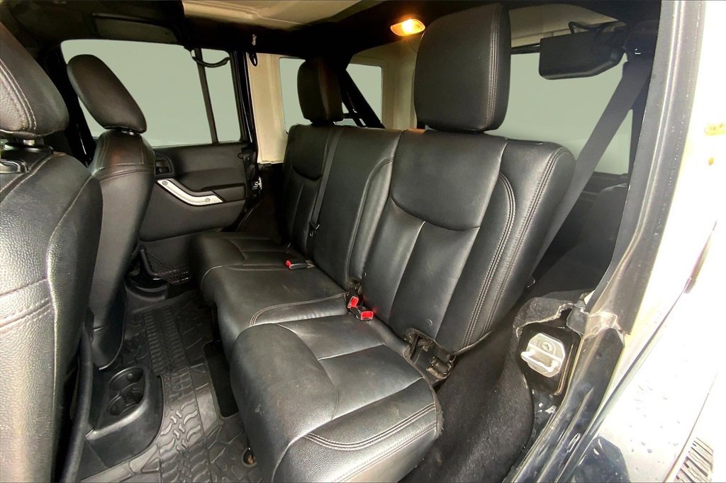 Used 2016 Jeep Wrangler Unlimited Sahara w/ Dual Top Group image 23