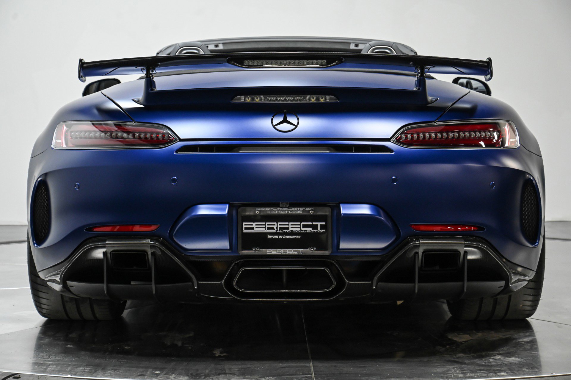 Used 2020 Mercedes-Benz AMG GT R image 18