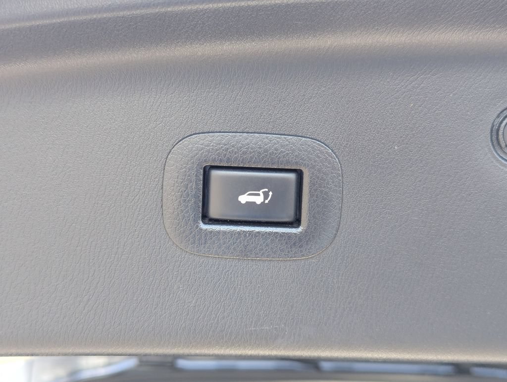 Used 2017 Nissan Armada Platinum AWD/4WD image 34