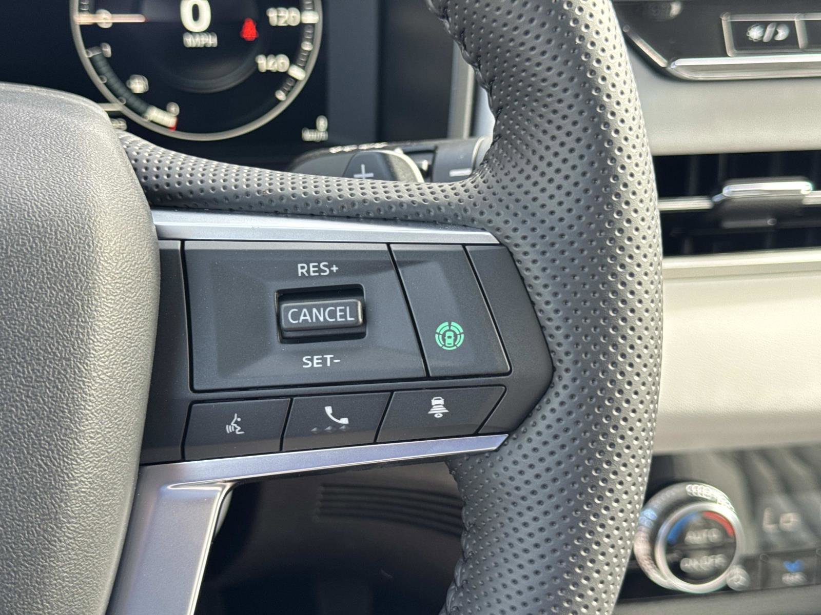 New 2025 Mitsubishi Outlander SEL image 21
