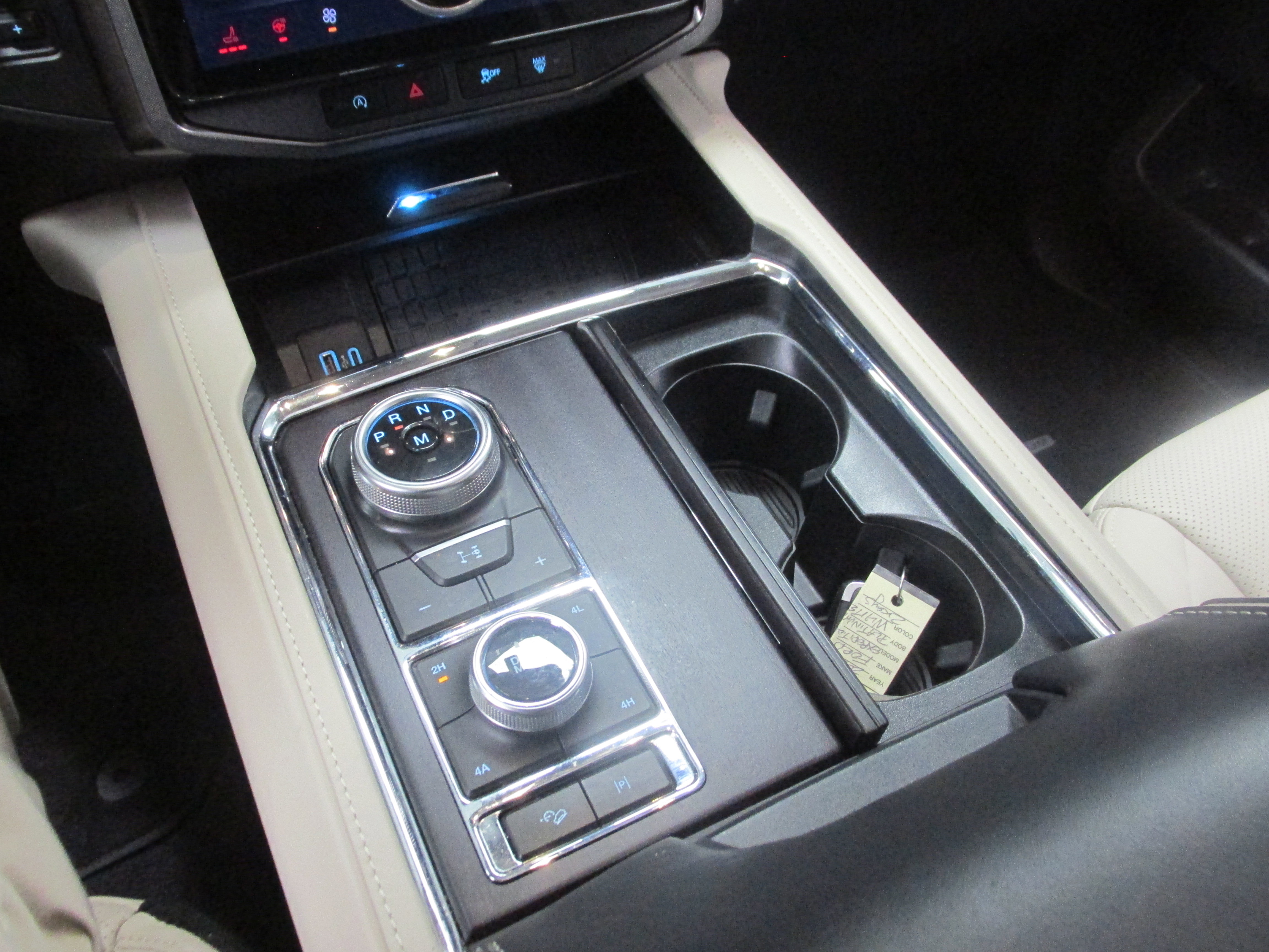 Used 2023 Ford Expedition Platinum image 42