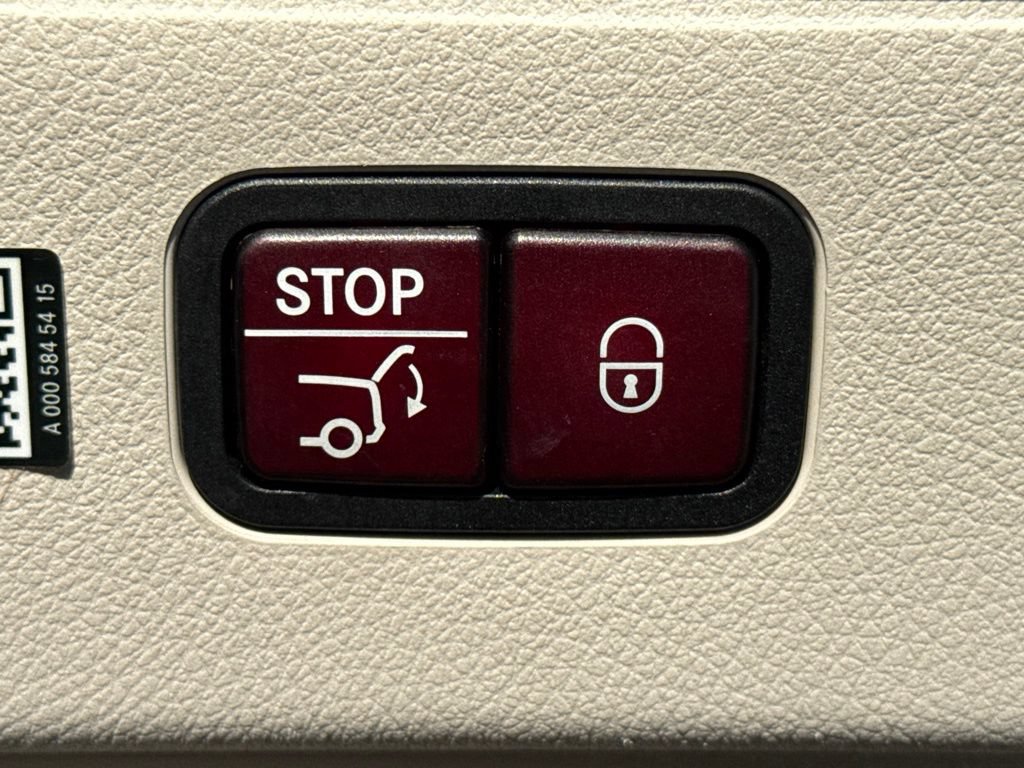 Certified 2022 Mercedes-Benz EQS 450+ Sedan image 18