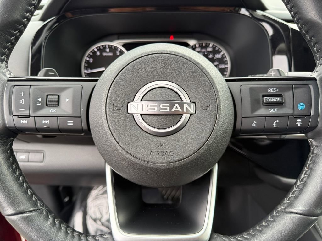 Used 2022 Nissan Pathfinder SL w/ SL Black Package image 19