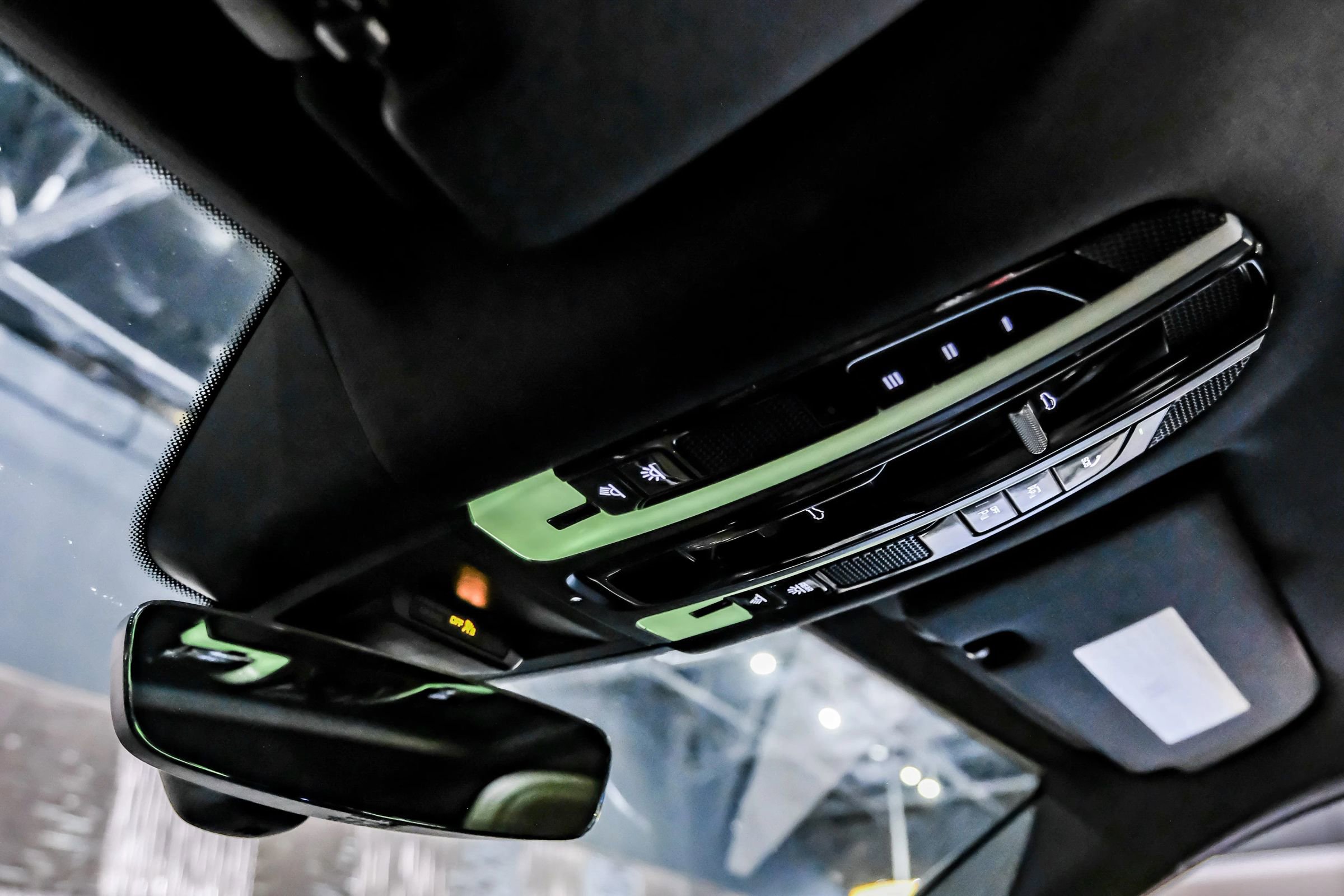 Used 2020 Porsche Cayenne S image 27