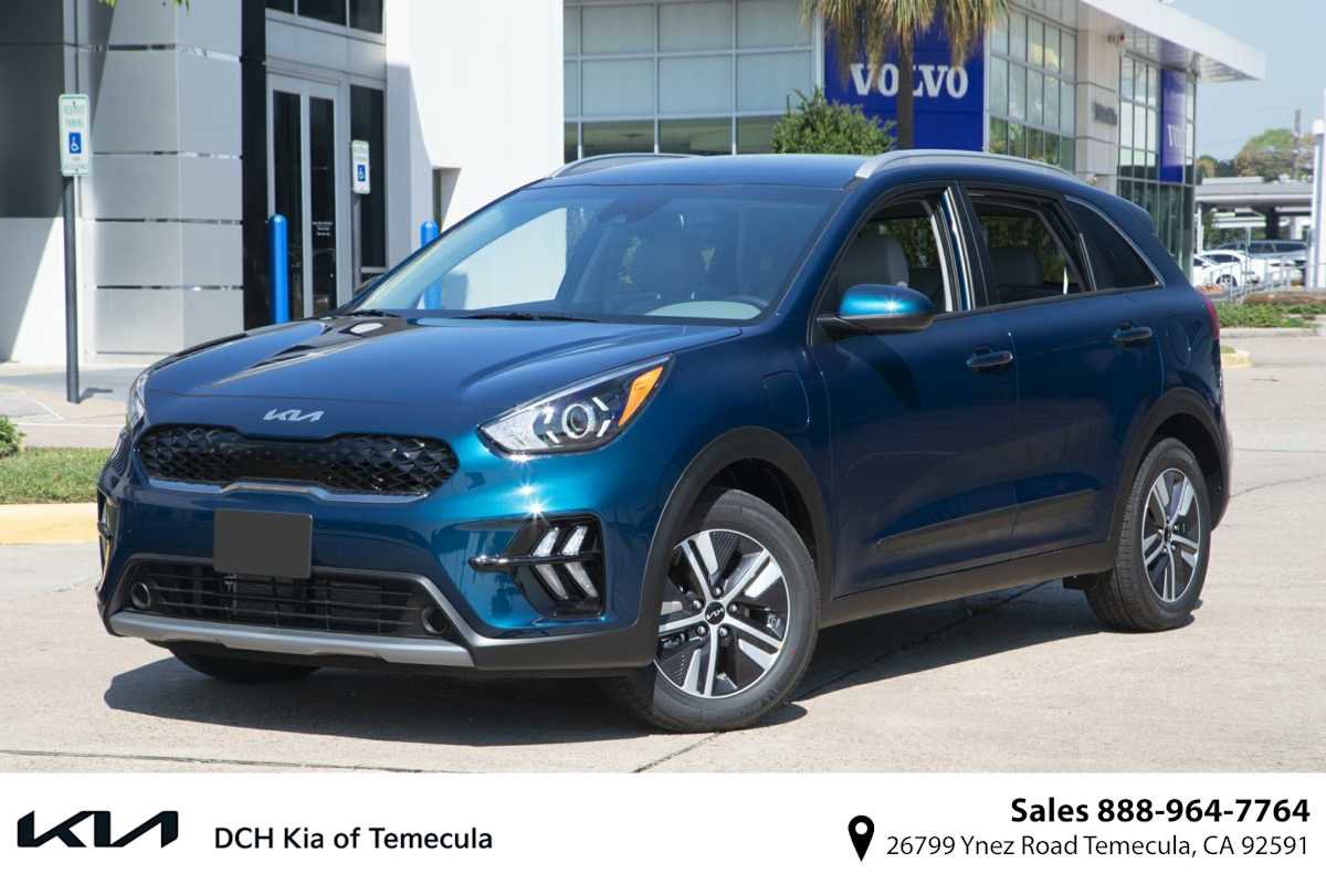 Certified 2022 Kia Niro LXS FWD image 1
