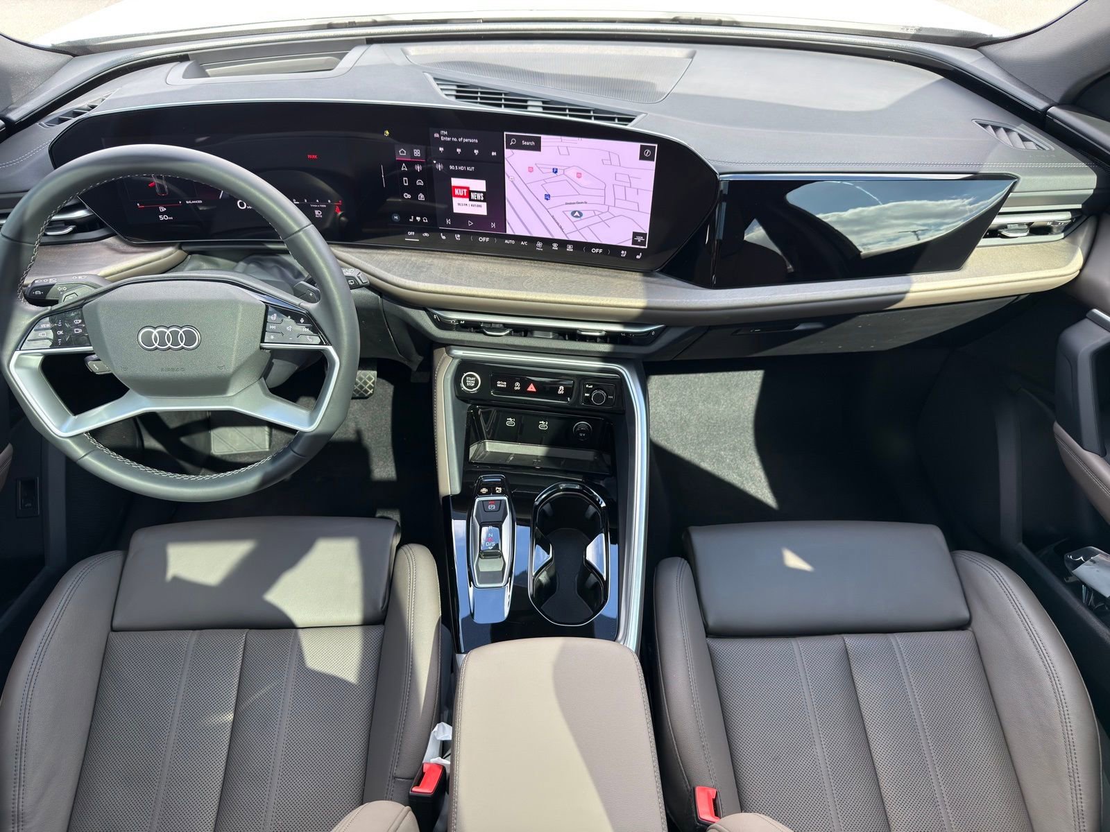 Used 2025 Audi Q5 Premium Plus w/ Premium Plus image 19