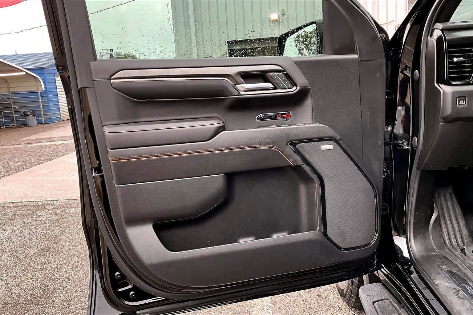 Used 2023 GMC Sierra 1500 AT4 w/ AT4 Premium Package image 22