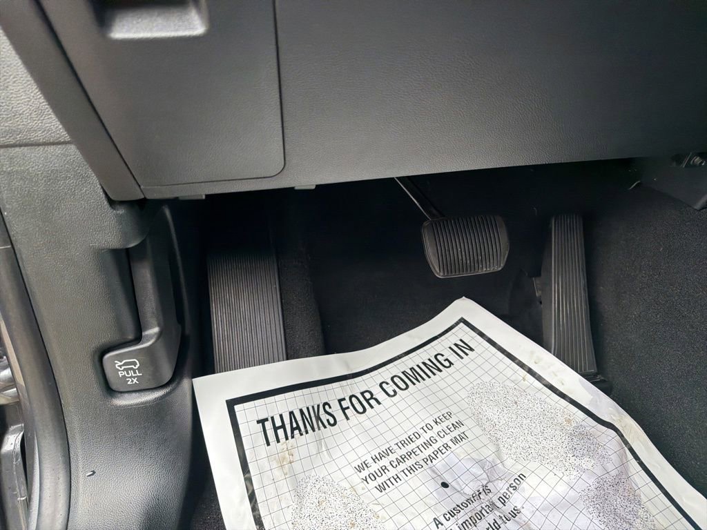 Used 2021 Ford Explorer XLT w/ Equipment Group 202A image 24