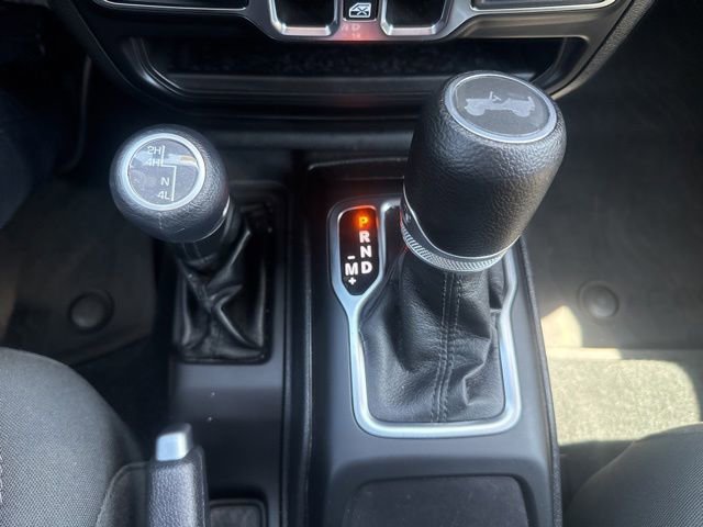 Certified 2022 Jeep Wrangler Unlimited Sport AWD/4WD image 19