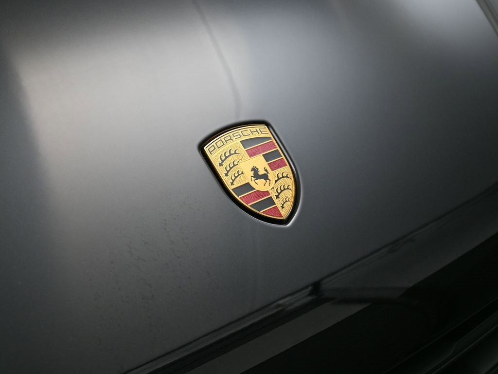 New 2026 Porsche Macan S image 13