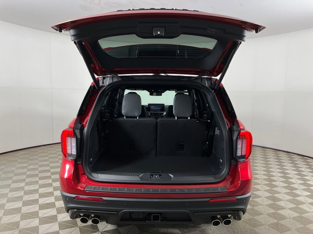 New 2026 Ford Explorer ST w/ Sun And Sound Package image 28