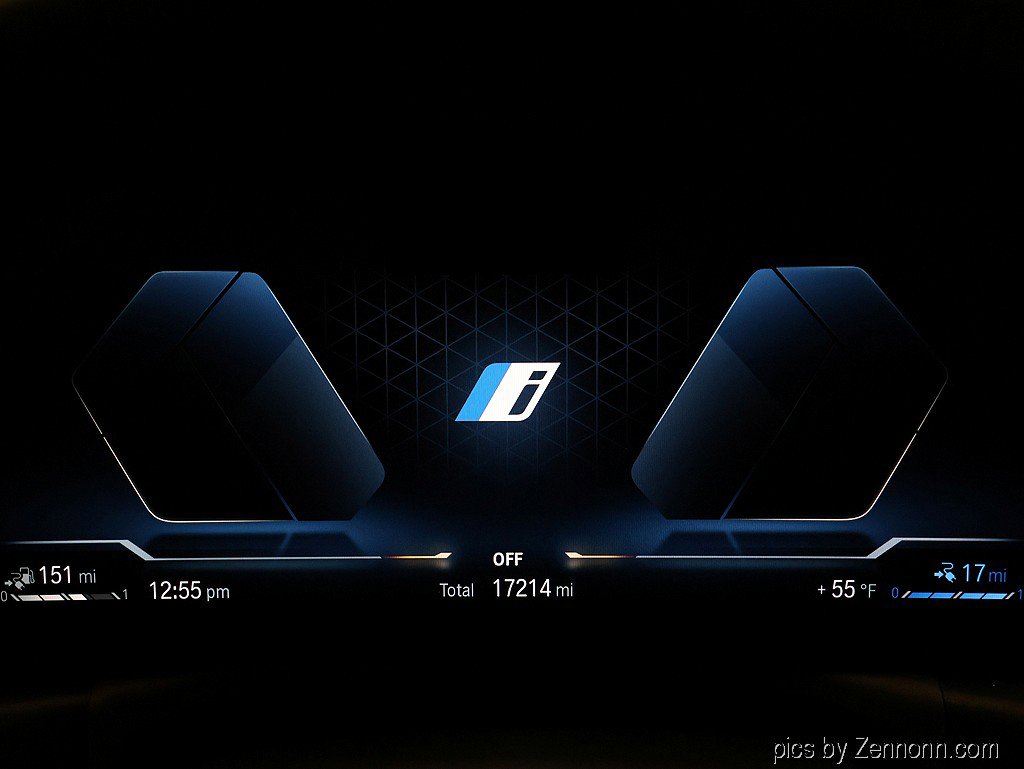 Certified 2023 BMW 330e xDrive w/ Premium Package image 18