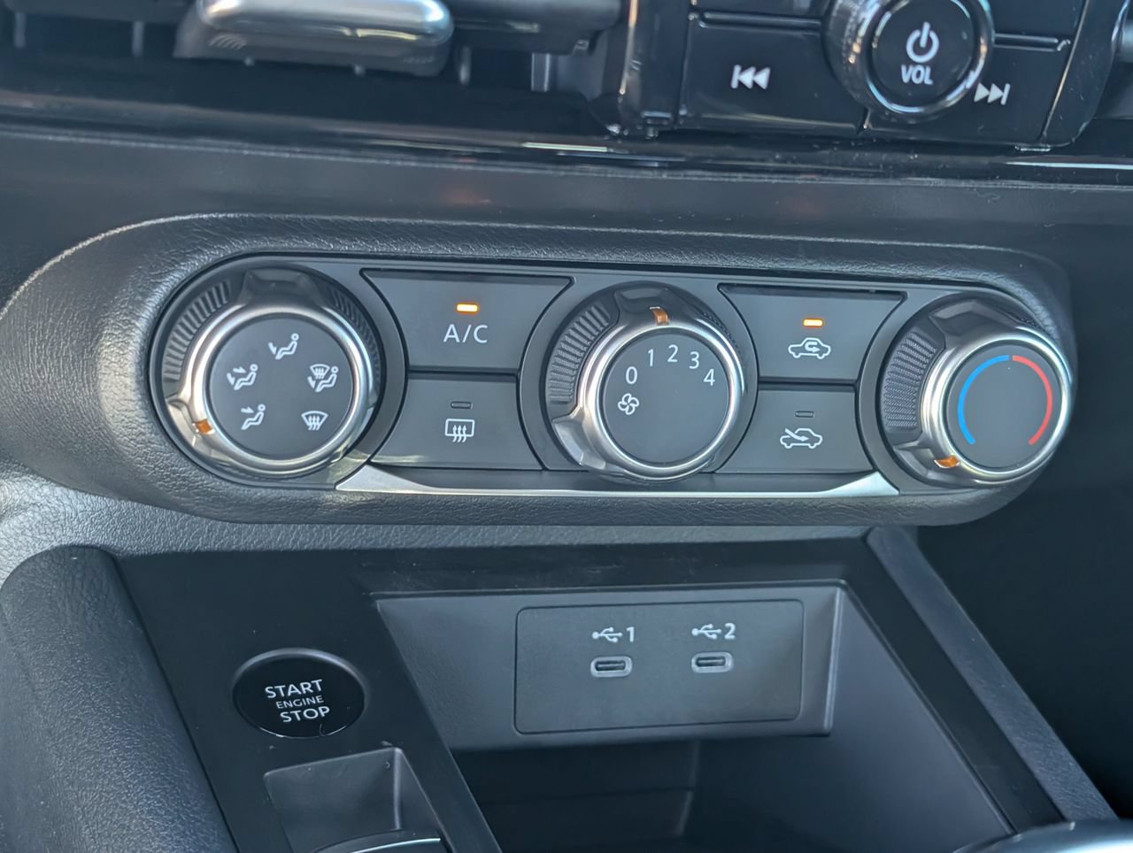 New 2026 Nissan Kicks S FWD image 13