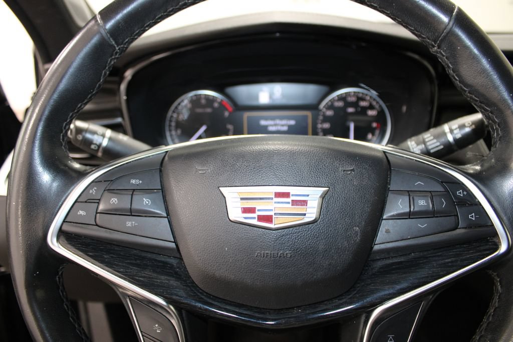 Used 2023 Cadillac XT5 Premium Luxury AWD/4WD image 12