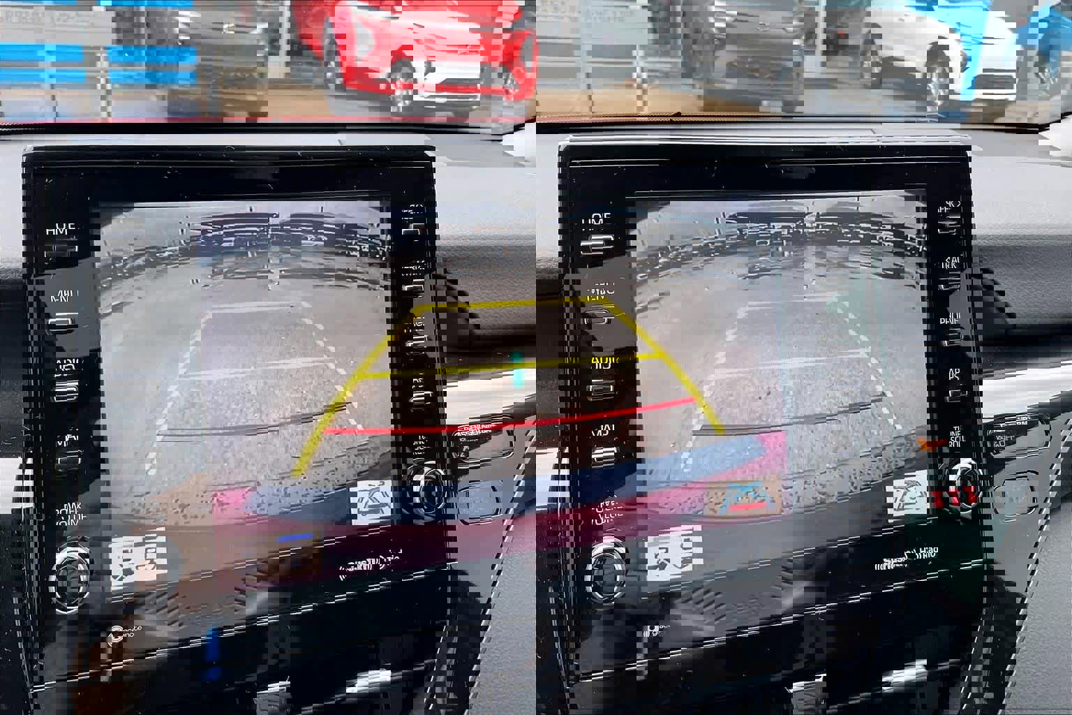 Used 2021 Toyota Camry XSE image 27