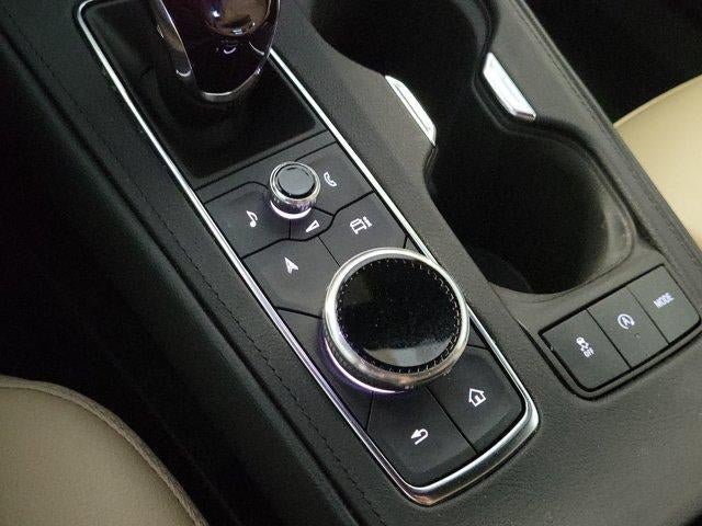 Certified 2024 Cadillac XT4 Luxury w/ Cold Weather Package FWD image 29