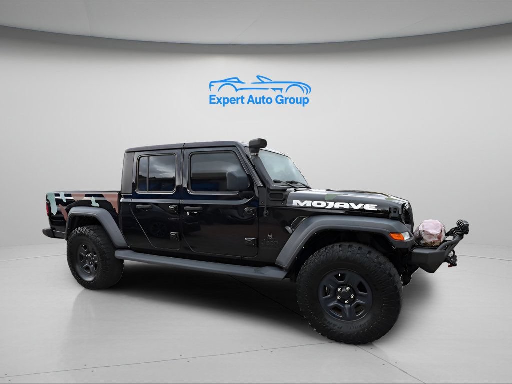 Used 2022 Jeep Gladiator Sport AWD/4WD image 1