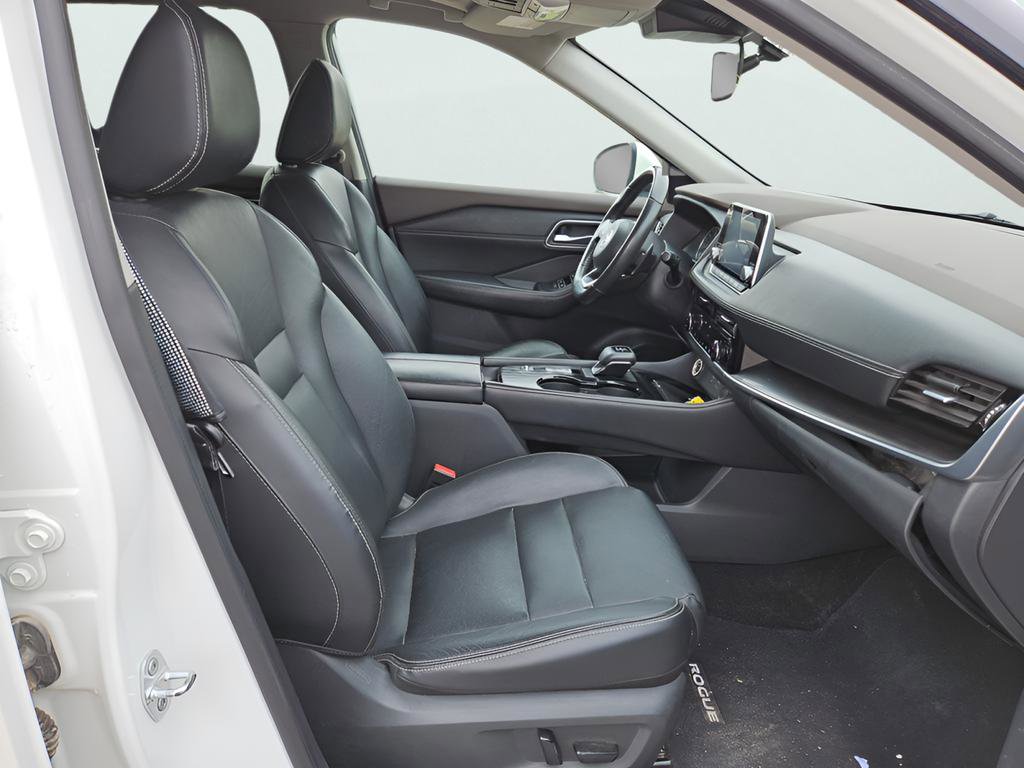 Used 2021 Nissan Rogue SL image 29