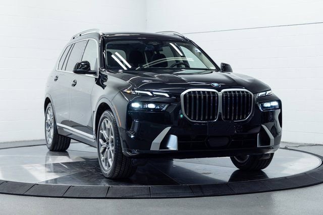 Certified 2024 BMW X7 xDrive40i image 4