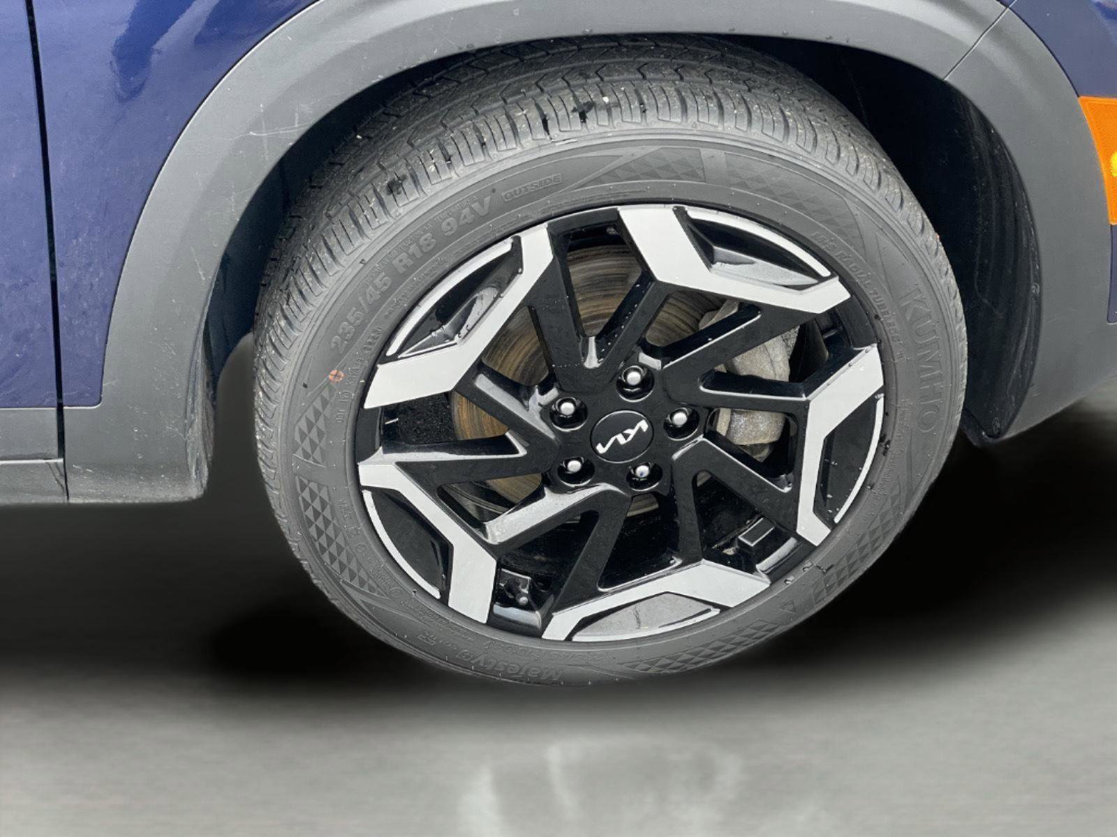 Used 2024 Kia Seltos SX image 9