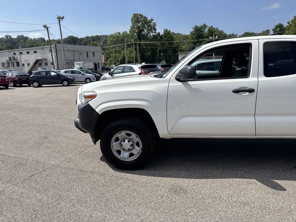 Used 2020 Toyota Tacoma 2WD Access Cab image 10