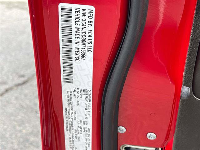 Certified 2022 Jeep Compass Limited image 30